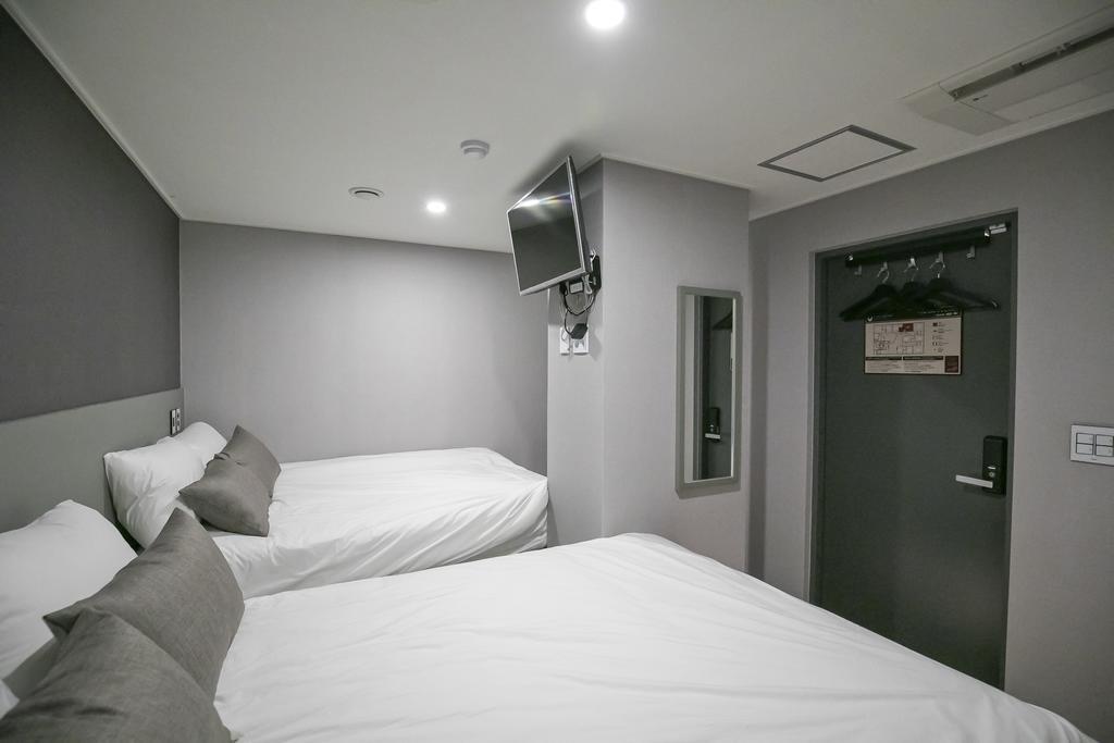 Philstay Myeongdong Station Guest house